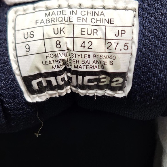 Athletic_Shoes